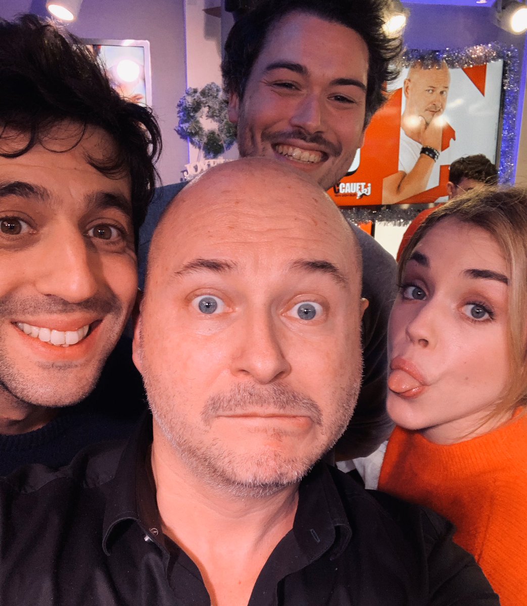 L’équipe du film Play est là 😎 @max_boublil @AliceIsaaz @Turrro #CCauetSurNRJ