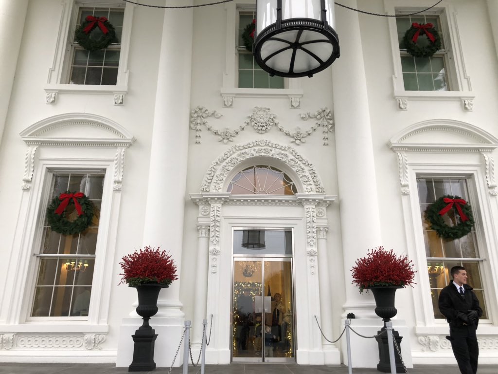 benjamindane's tweet photo. Merry Christmas from the White House. President Taylor Brooks is back in the house! See me Valentines 2020 in the Romantic Comedy #FirstLadyMovie in select cinemas. https://t.co/7CBiLrLRna