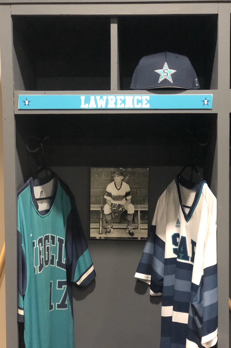 Reavisc's tweet image. Continuing to honor BJ’s memory in the @SiegelBaseball_ locker room.  BJ represented everything we want out of our players.  @BobbyLawrence4 @JSLaw76