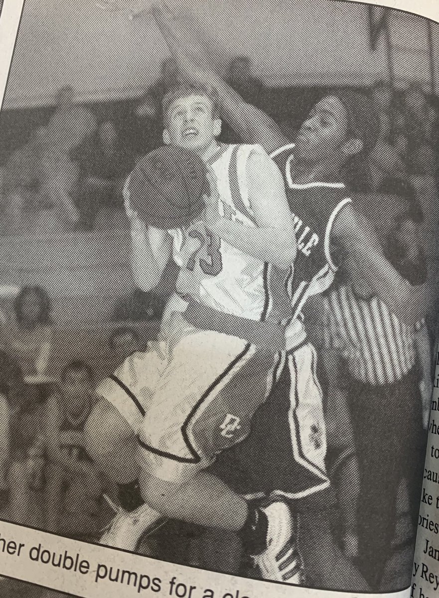 BrianPitts879's tweet photo. To be one of the top 5 scorers of all time you have to be creative. ⁦@DrewAbsher5⁩ https://t.co/dsMGUMUlQA