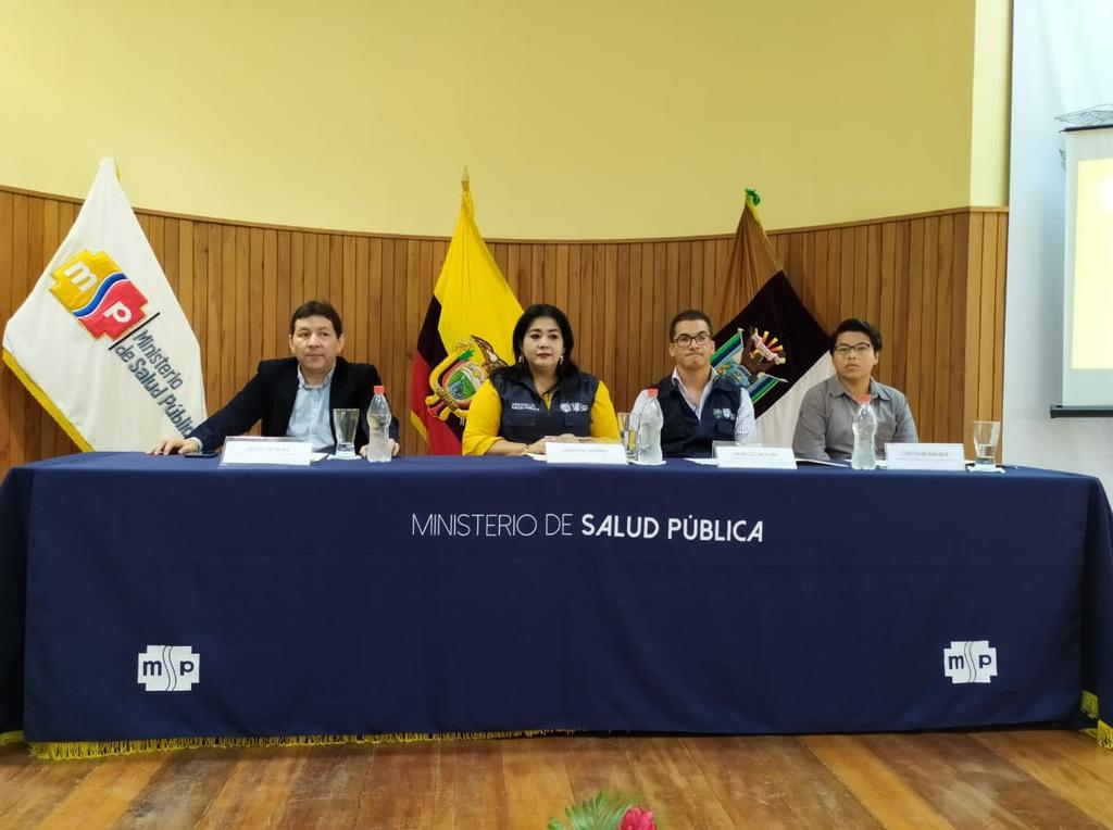 DPS_LosRios's tweet photo. En #SantaElena, @MarthaCedeno15 de @Salud_CZ5 participa en Clausura de la V Fase de Escuela de Participación Ciudadana, que apuesta por una sociedad empoderada mediante el abordaje de temas de interés colectivo y así contar con una ciudadanía propositiva en la toma de decisiones. https://t.co/jQiOlc2YZY