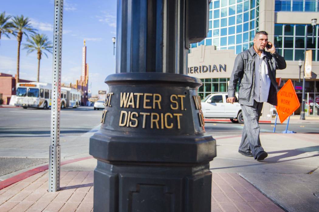 The <a href="/cityofhenderson/">City of Henderson</a> and <a href="/CoxComm/">Cox</a> are partnering to create an #InnovationDistrict on Water Street to develop and pilot technology solutions that could eventually be deployed citywide. bit.ly/38WlFSC
