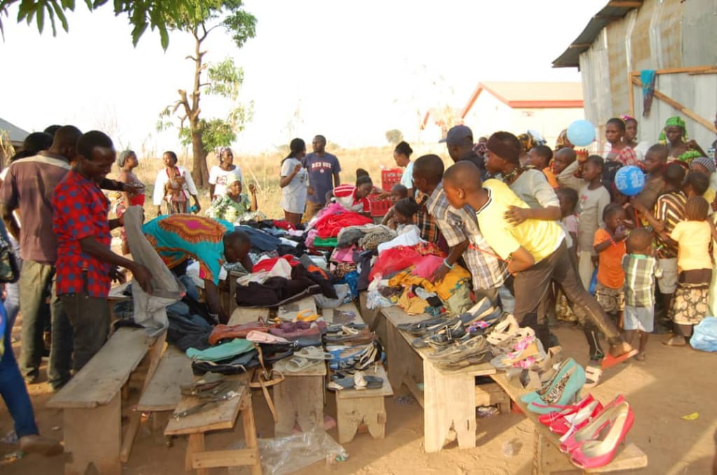 MM_Foundation18's tweet photo. Appreciation to: Trippinz Care Int. Newyork, Rotary Club FH Lubge, Marie Care Initiative #MMF IDPS Funfair 2019
@Adon-Kasa,Karu LGA Nasarawa State. https://t.co/JbzhtTTXXd