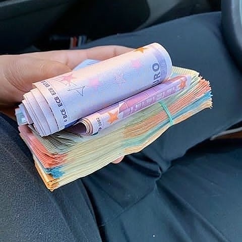KindnessMrs's tweet photo. If you don’t have the mindset of a millionaire you can never be one.. you need to think rich, invest rich, before you get rich.
You can’t jump to success, you risk for it ,you sacrifice for it, you can’t appear to be rich if you can’t take risks, success is for risk takers .. https://t.co/xILWLs7n2M