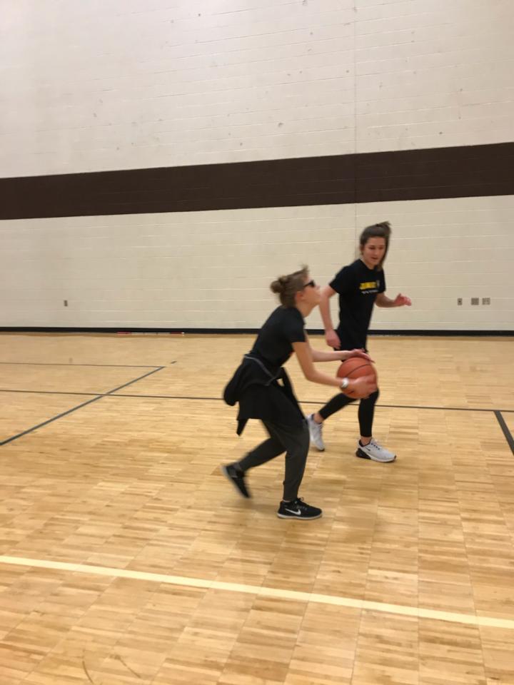 zeelandlinks's tweet photo. Our fourth season of UNIFIED sports began yesterday with our first basketball practice of the season! Our first game of the season will be January 10 @ 4:30 before the East/West basketball games. We can't wait! Thanks @SpOlympicsMI for making unified sports a reality! https://t.co/LeKeEXLfVe