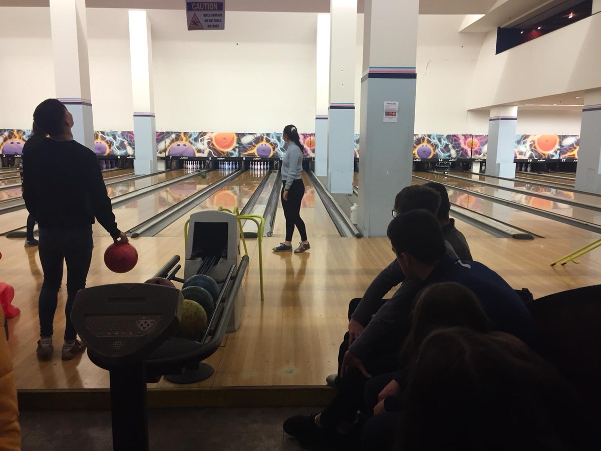 redeptsjs's tweet image. This evening our Senior Pioneers had a very successful trip along with @AcademyDgn  to Belfast Christmas Markets followed by bowling. Lots of fun and new friendships made. #pioneers @SJS41