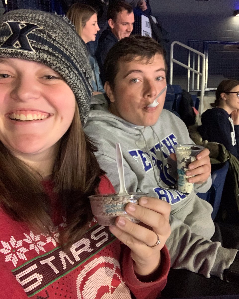 XUAuxServices's tweet photo. "My favorite memory this semester was going to my very first Xavier game. I got to go with my best friend and make a lot of great memories PLUS THEY WON!" - Emily
What's your favorite memory? #basketball #bestfriend #xsquared #favoritememories #xavieruniversity https://t.co/Zcwe8keiCQ