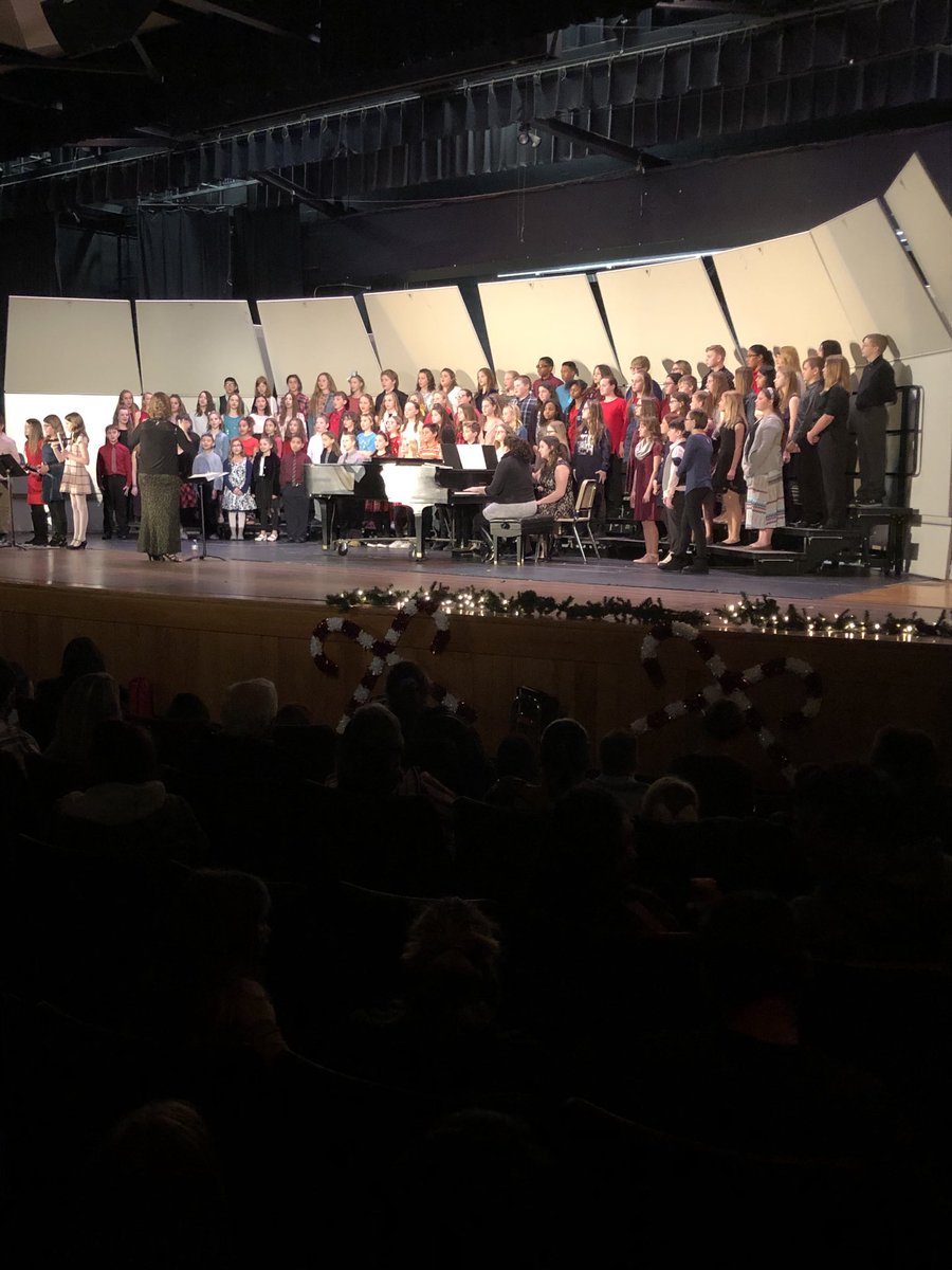 Dover and North Salem Elementary students put on a beautiful band and chorus concert. Thanks for coming out in the snow!