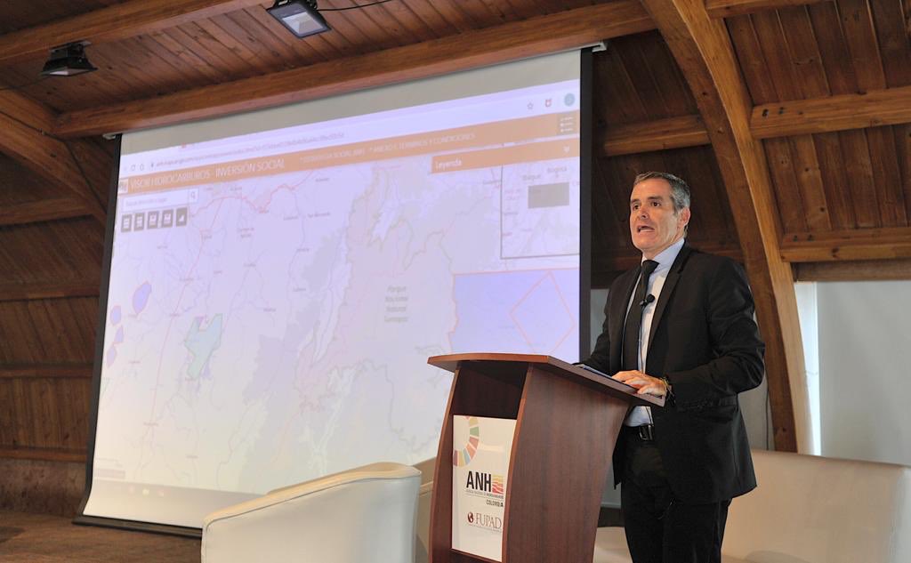 ANHColombia's tweet photo. Gerencia de Seguridad, Comunidades y Medio Ambiente (SCYMA) de @ANHColombia presentó “Inversión social en el sector de hidrocarburos: dinamizando el desarrollo de territorios sostenibles”, un panorama sobre Programas en Beneficio de las Comunidades (PBC), visor e inversión social https://t.co/OaQU0uwoBY