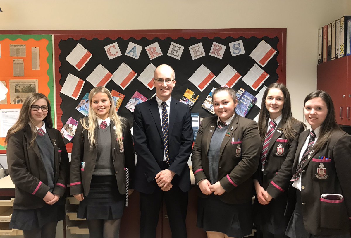 RSD_Careers's tweet photo. Thanks to former RSD Head Boy and teacher Dr Noel Purdy who helped some of our aspiring primary school teachers prepare for interviews. Dr Purdy is Director of Research and Scholarship  at Stranmillis University College so he had lots of great advice. #prepareprepareprepare https://t.co/vLzNZ1LD4E