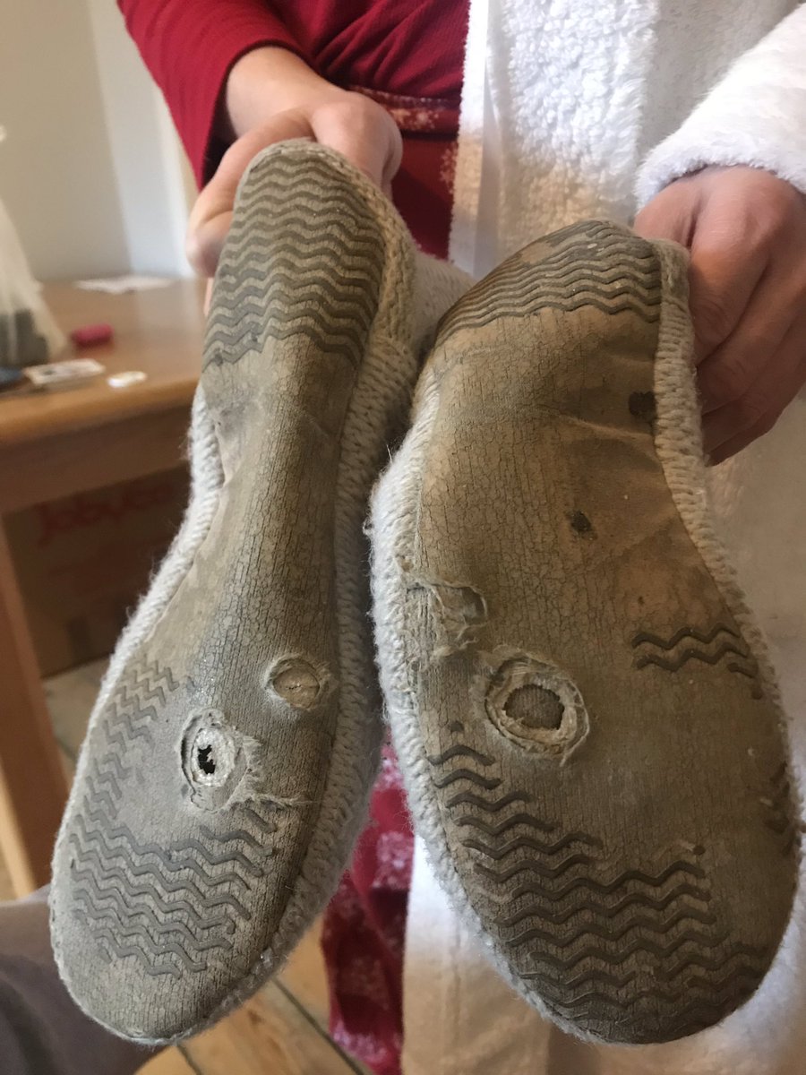 Barnaby Beer (@barnabybeer) on Twitter photo Do I need to buy a new pair of slippers for a Xmas a year in from these I bought already for my bestest?! <a href="/thewhitecompany/">The White Company</a> Do I need to buy a new pair of slippers for a Xmas a year in from these I bought already for my bestest?! <a href="/thewhitecompany/">The White Company</a>