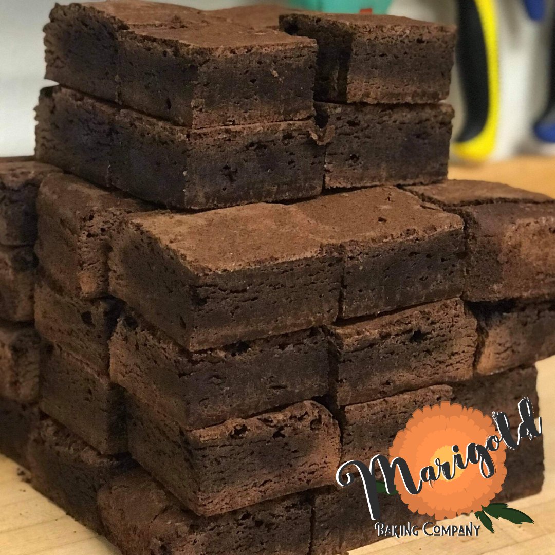 MarigoldBaking's tweet photo. #customorders #phoenixcatering #localcatering #bakery #brownies #homemade #pastries #baker https://t.co/KS3QMOddeU