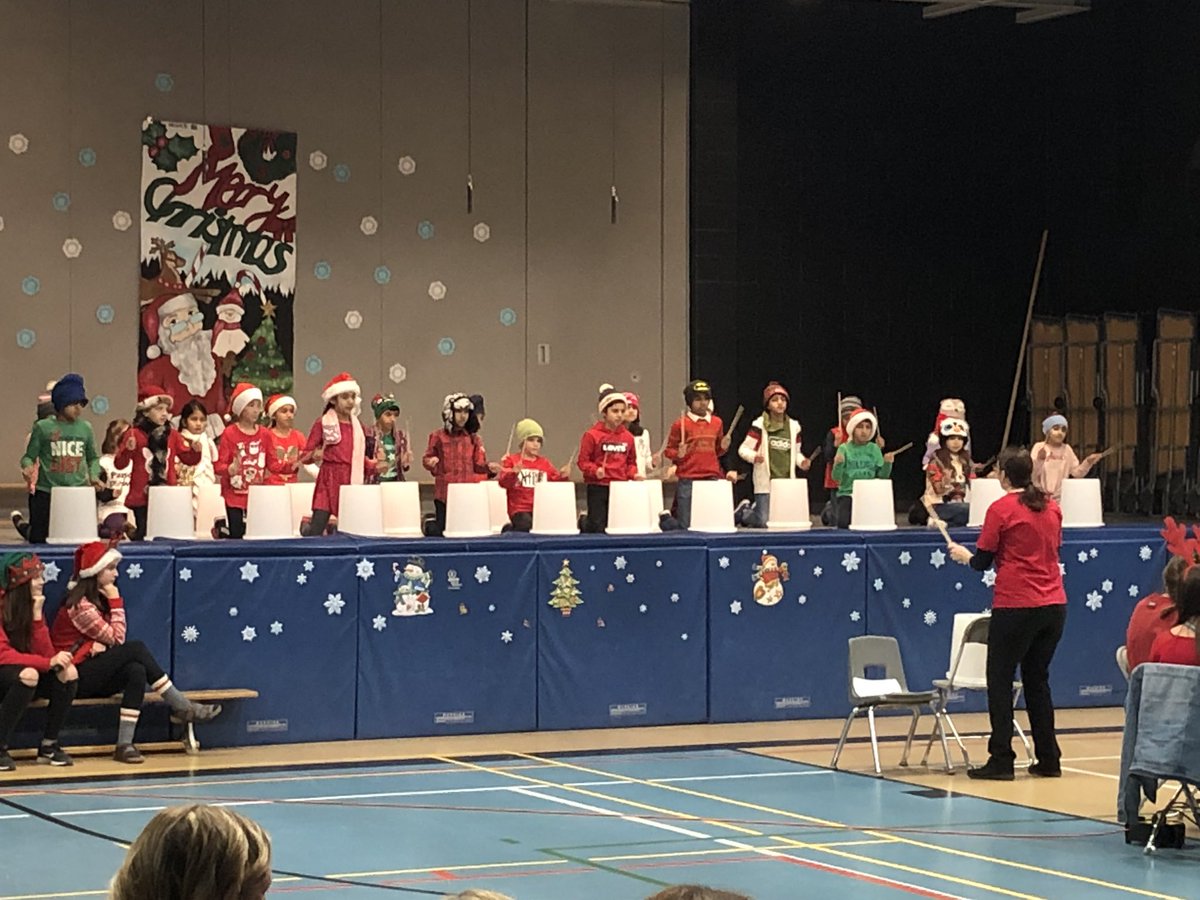 talbot_trailps's tweet photo. Early years and primary students performing at our Winter Concert! https://t.co/zQISmB094w