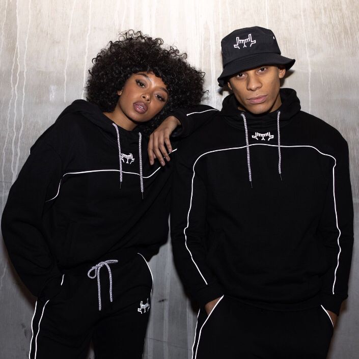 Head to toe feeling the reflective trend 💥 Who wants to see our sets available in more colours...