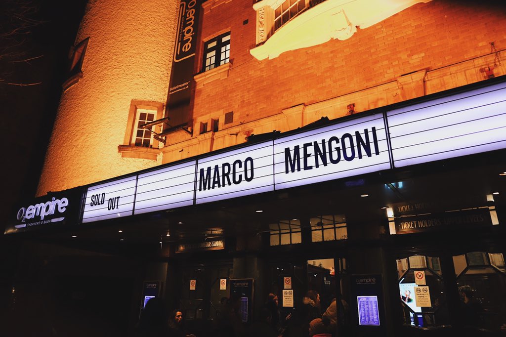 mengonimarco's tweet photo. Here we are.
Il #MengoniLive2019 è a Londra!

Staff https://t.co/Fpwfd14gqW