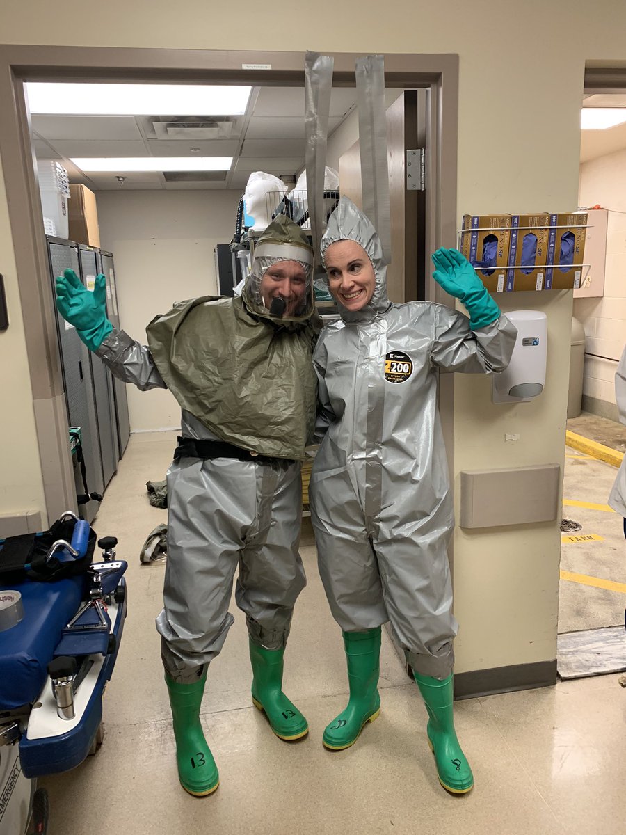 casseyjostarnes's tweet photo. Heads up on meth house fire with injuries so we were prepared....but the true story is propane heater exploded instead ๐คท๐ผโโ๏ธโ ๏ธ๐ฅ#lifeintheER #twitterx #methcountry #bettersafethansorry #ourRNsarefabulous #justadrill https://t.co/YScGiQNL0I