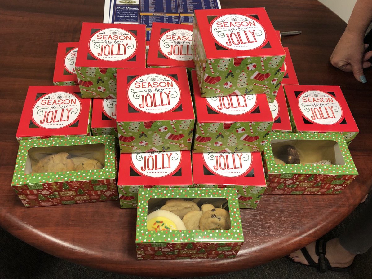HPtso's tweet photo. Had enough cookies to keep our faculty and staff happy AND just a bit more so they could take some home to their families! Great job to all our Titan bakers! https://t.co/2auqlIQqQ6