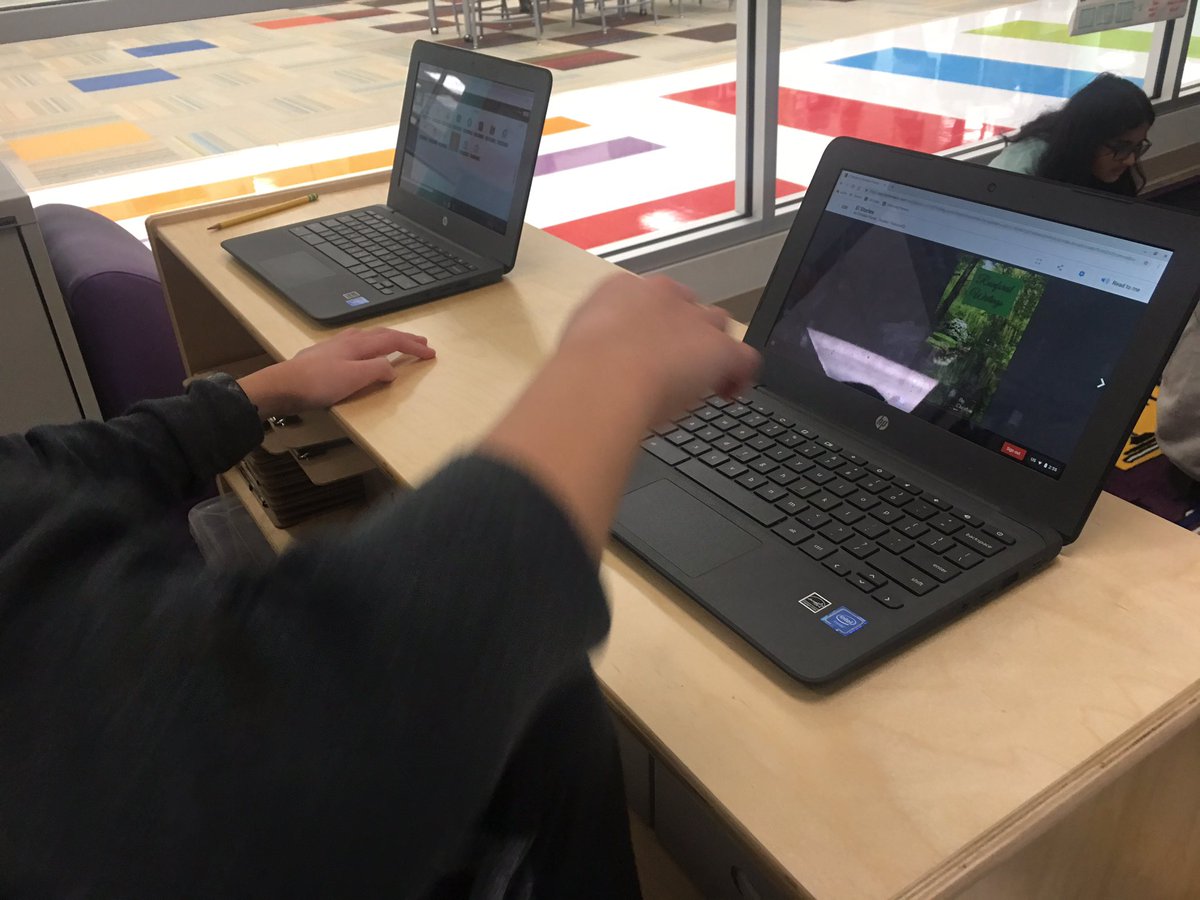 Collaboration! End of EL Module 2! Rocking some ebooks the students created, recorded, etc! Rad!!@es_parkside #piperspavetheway