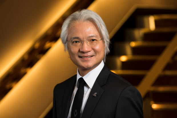 RICSnews's tweet image. 🔈 Introducing our new Presidential Team for 2019/20: ow.ly/CvFu50xD6km

🎊 President Tim Neal
🎊 President-elect Kath Fontana
🎊 Senior Vice-President Clement Lau