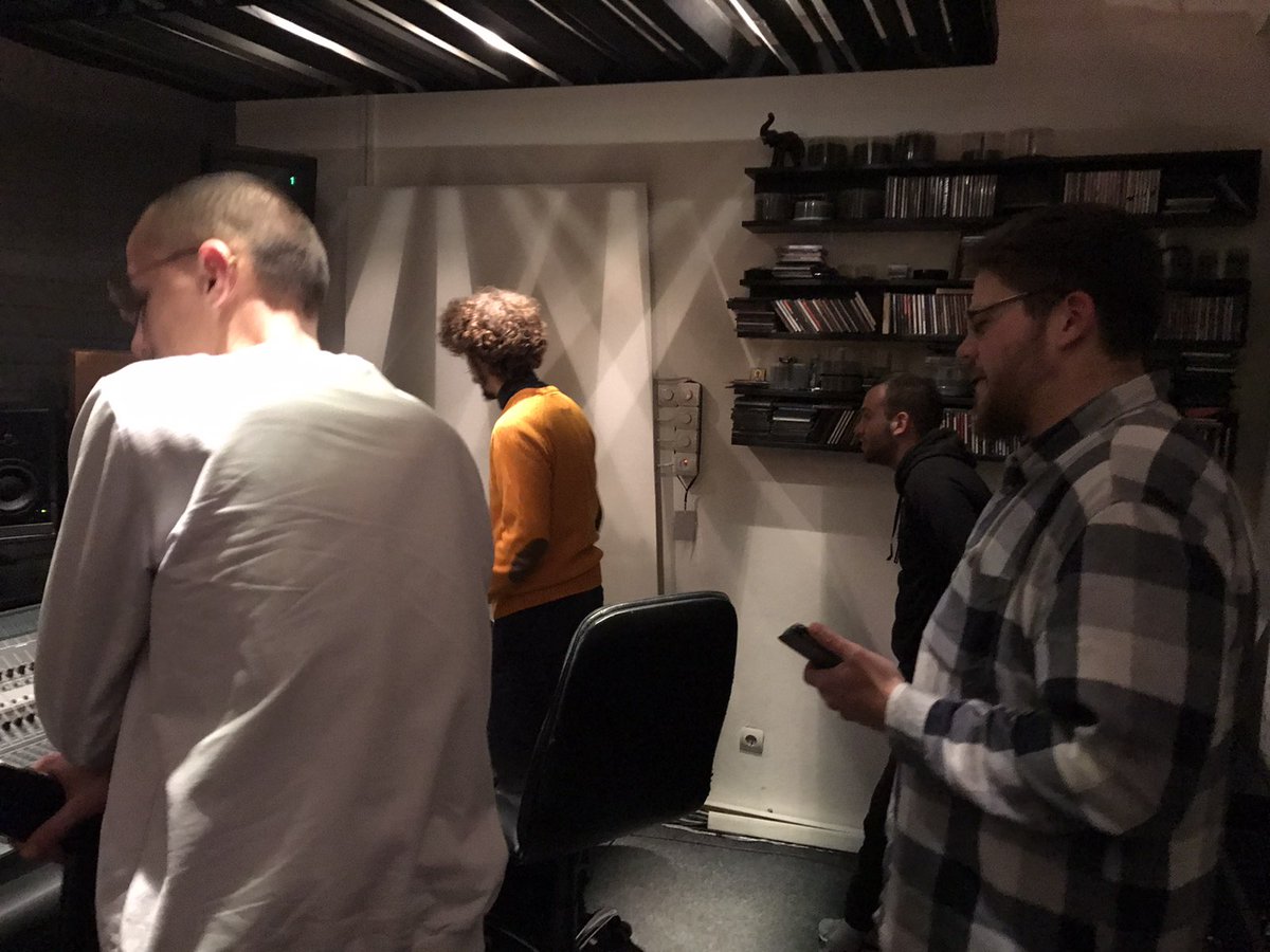 ASPAProAcademy's tweet photo. Vežbe #BSZBGNS11 #STUDIOXXL @dejanabadic #music #production #postproduction #musicproduction #studio #education #skola #STUDIOBB #Hertz #NoviSad #Beograd #Srbija #europe #drums #guitar #bass #guitar #instagram #facebook #tweter #edukacija #pripreme #fakultet https://t.co/E7UZgWkGs4