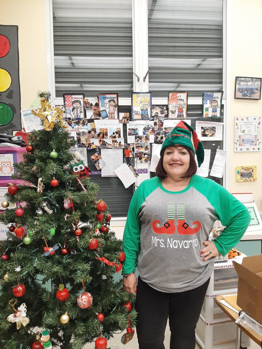 LionsKpe's tweet photo. One of our very best kindergarten teachers!!😊❤ https://t.co/WN82Y6gFPl