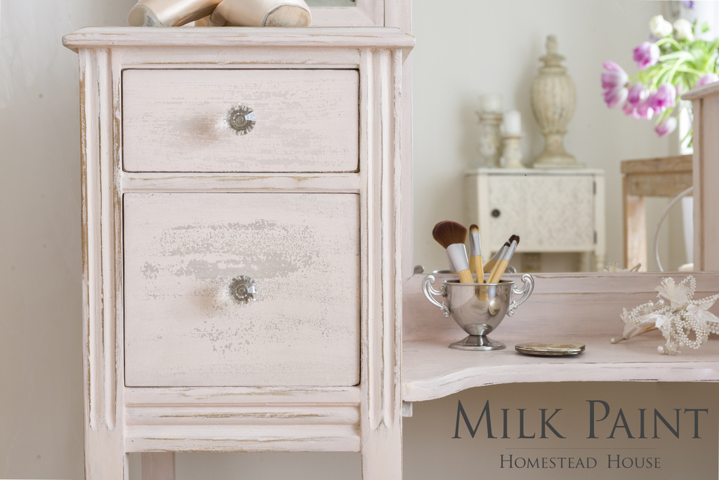 HomesteadHouse's tweet photo. Is this your first time discovering Homestead House Milk Paint? Are you wondering what it is and how to use it? It's super easy! We promise. We've got all that covered in our Basics of Milk Paint blog:
https://t.co/a0oncSwx2u https://t.co/tAKufath9F