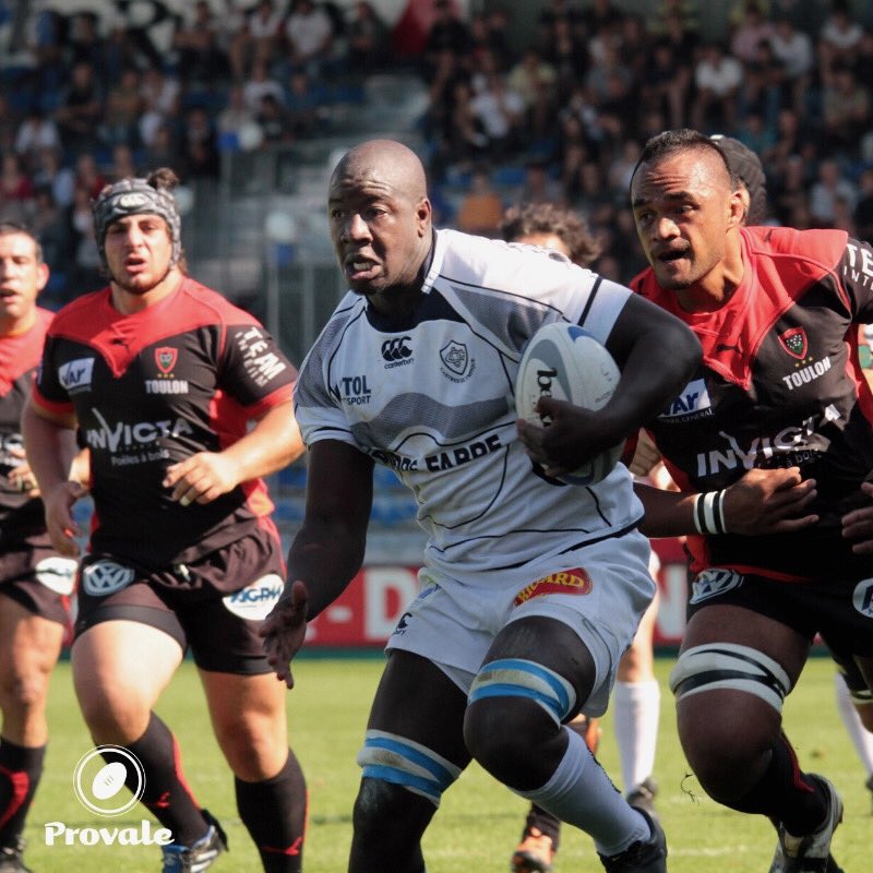 ProvaleRugby's tweet photo. [Carnet Noir]
C’est avec une immense tristesse que nous avons appris le décès d’Ibrahim Diarra, cet homme à la générosité sans nulle autre pareille. Toujours le sourire collé aux lèvres. 
Nous sommes sans mots ce soir. Tu vas nous manquer Ibou.
Nos condoléances émues aux tiens. https://t.co/yHUf14fa0y