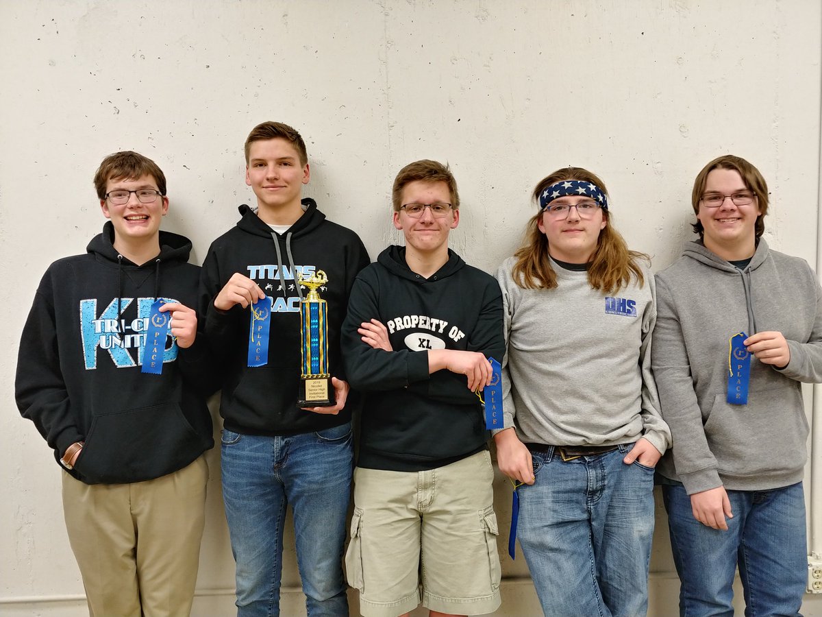 TedDoyle68's tweet photo. TCU Senior High Knowledge Bowl starts their season with a first place win in Mankato out of 21 teams. Way to go, Titans!!! https://t.co/jgNvRwbc8M