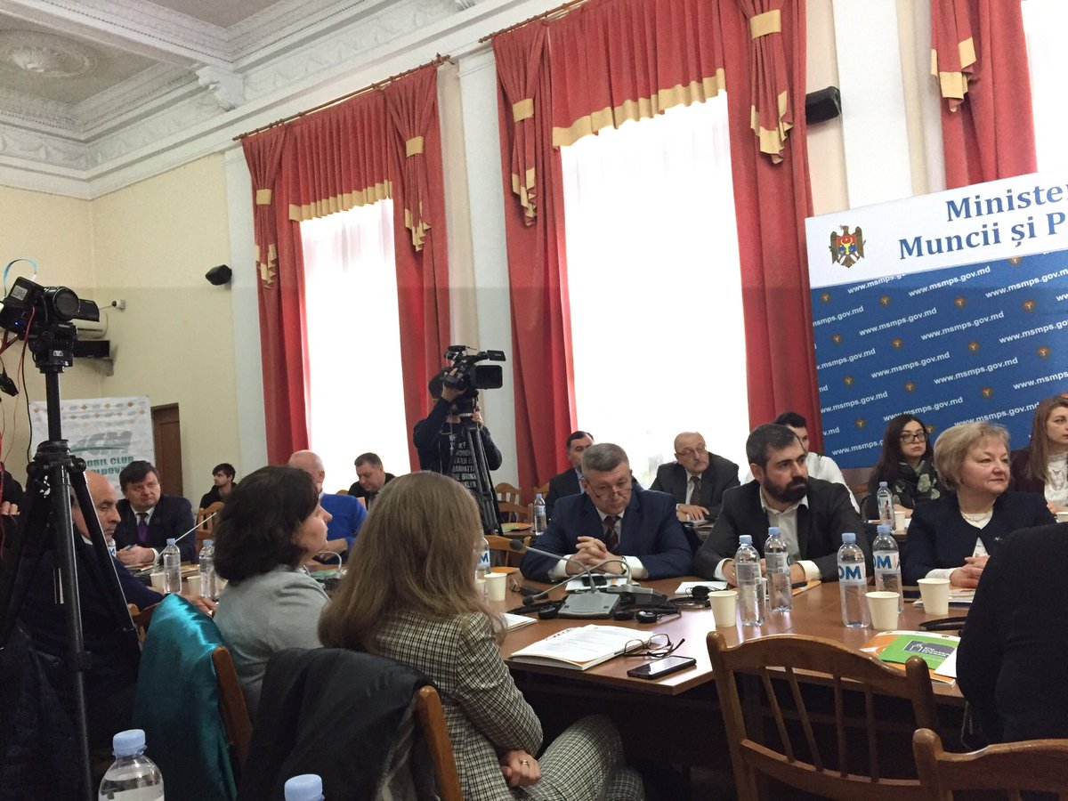 MRSMoldova's tweet photo. ACM & Ministry of Health, Labour and Social Protection organised a National Policy Dialogue on road safety focusing on #Speeding & #DrinkDriving with the support of @WHO @WHO_Europe_RU in Moldova #RoadSafety #LifeIsNotACarPart #WDoR2019 @EASSTransport @fia @FIAFdn @FIARegionI https://t.co/wmZLqGMueD