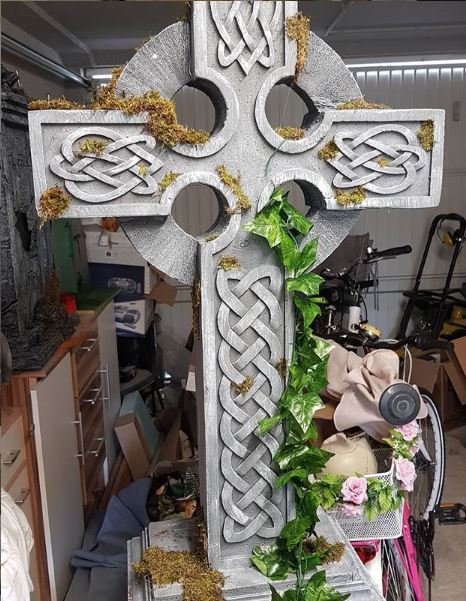 FrightProps tweet media