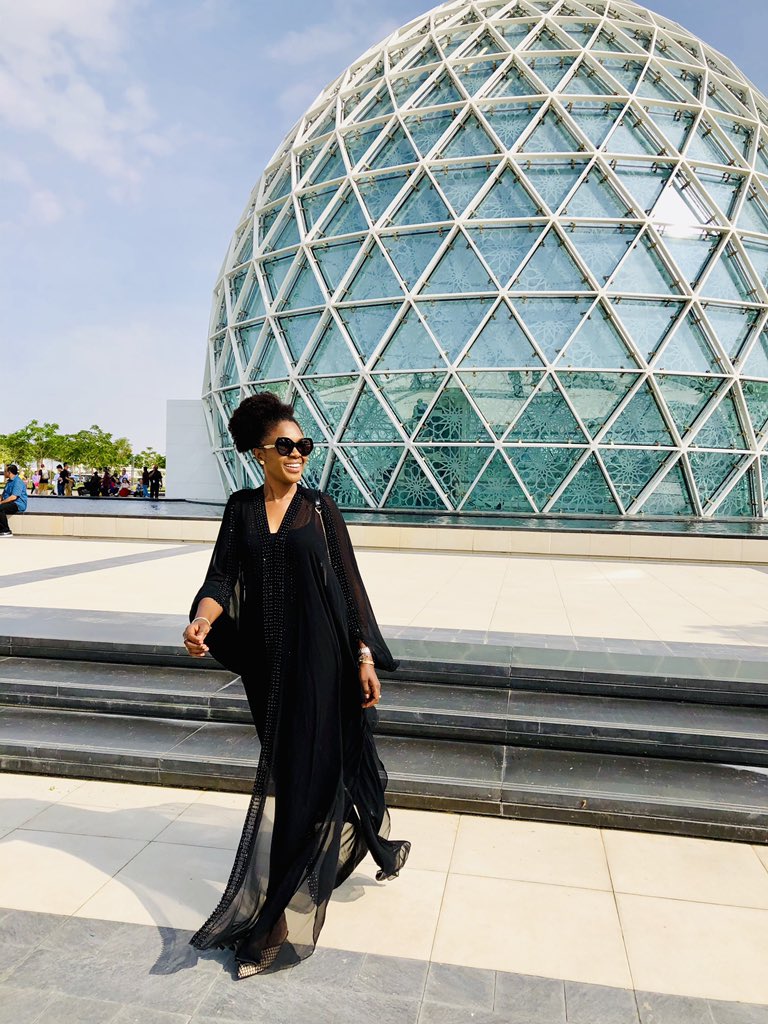 Omonioboli's tweet photo. At the Sheikh Zayed Grand Mosque today in Abu Dhabi. What a beauty! Thanks @RoyalCaribbean for a truly unforgettable experience on JewelOfTheSeas cruise! So much fun! But I’m a fine girl sha 😉 😍 https://t.co/eaXeGdgqv3
