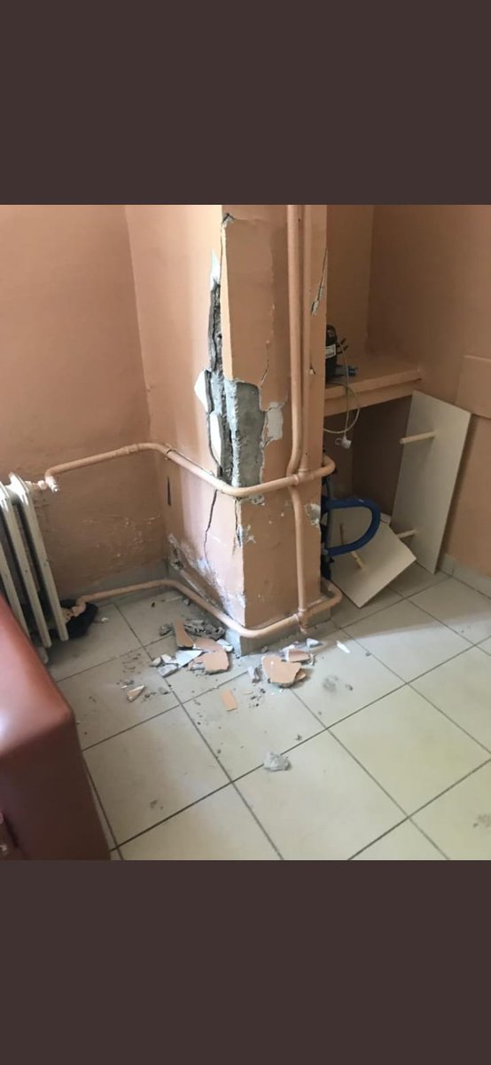 zfrgny's tweet photo. Vefa Poyraz Lisesinin güçlendirilmesi kararı verenler, ilk olarak evlatlarını bu okulda eğitim görmeye razı olurlarsa bizlerde okul velileri olarak evlatlarımızı bu okulda okutmaya razı oluruz!!! @GOPBelediyesi @TC_istanbul @tcbestepe @RTErdogan @TC_icisleri #vefapoyrazyıkılsın https://t.co/KihNmGf5kP