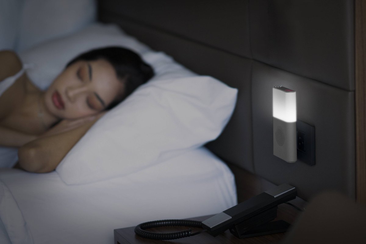 PepcomEvents's tweet photo. Don’t miss @BodyGuardz’s new line of portable smart home products at Digital Experience! The 360º security camera, over-door camera, and 5-in-1 emergency hub are completely wire-free, budget-friendly, &amp; require no installation, making them great for renters, travelers, and more! https://t.co/daRSPW9mMF
