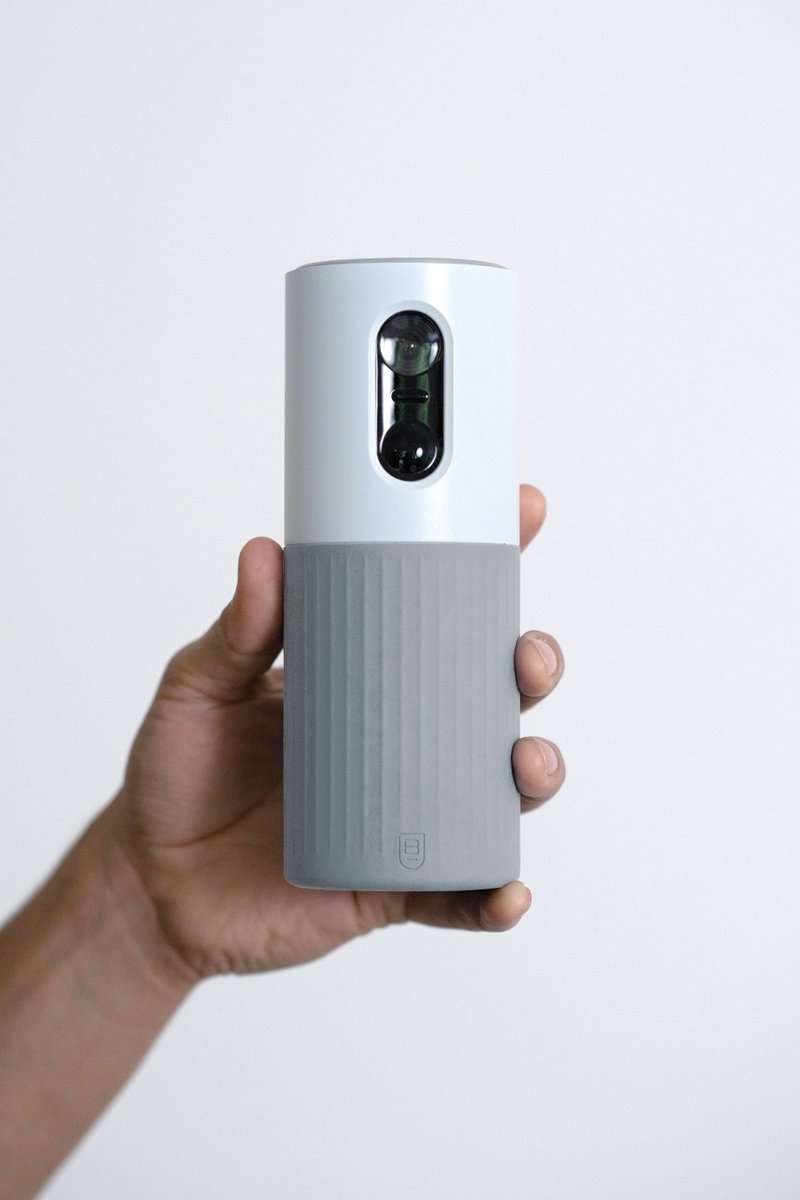 PepcomEvents's tweet photo. Don’t miss @BodyGuardz’s new line of portable smart home products at Digital Experience! The 360º security camera, over-door camera, and 5-in-1 emergency hub are completely wire-free, budget-friendly, &amp; require no installation, making them great for renters, travelers, and more! https://t.co/daRSPW9mMF