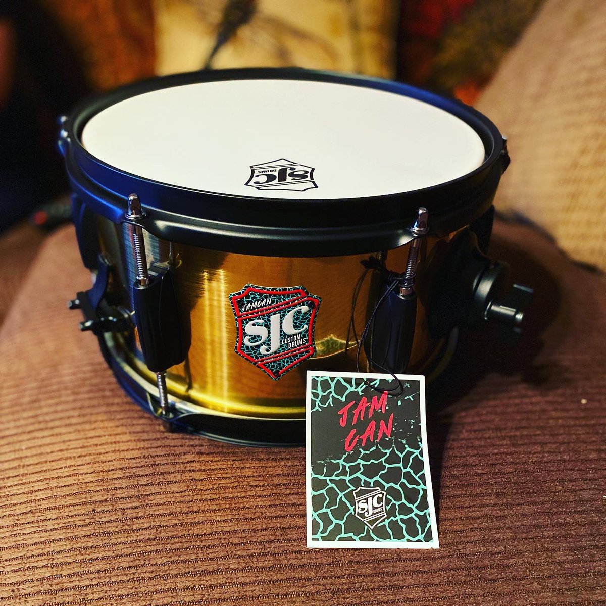 My new @SJCdrums Jamcan Side Snare has arrived!!!

1st📸: @spookybonedaddy 

#sjcdrums #sjcfamily #drumsdrumstrums