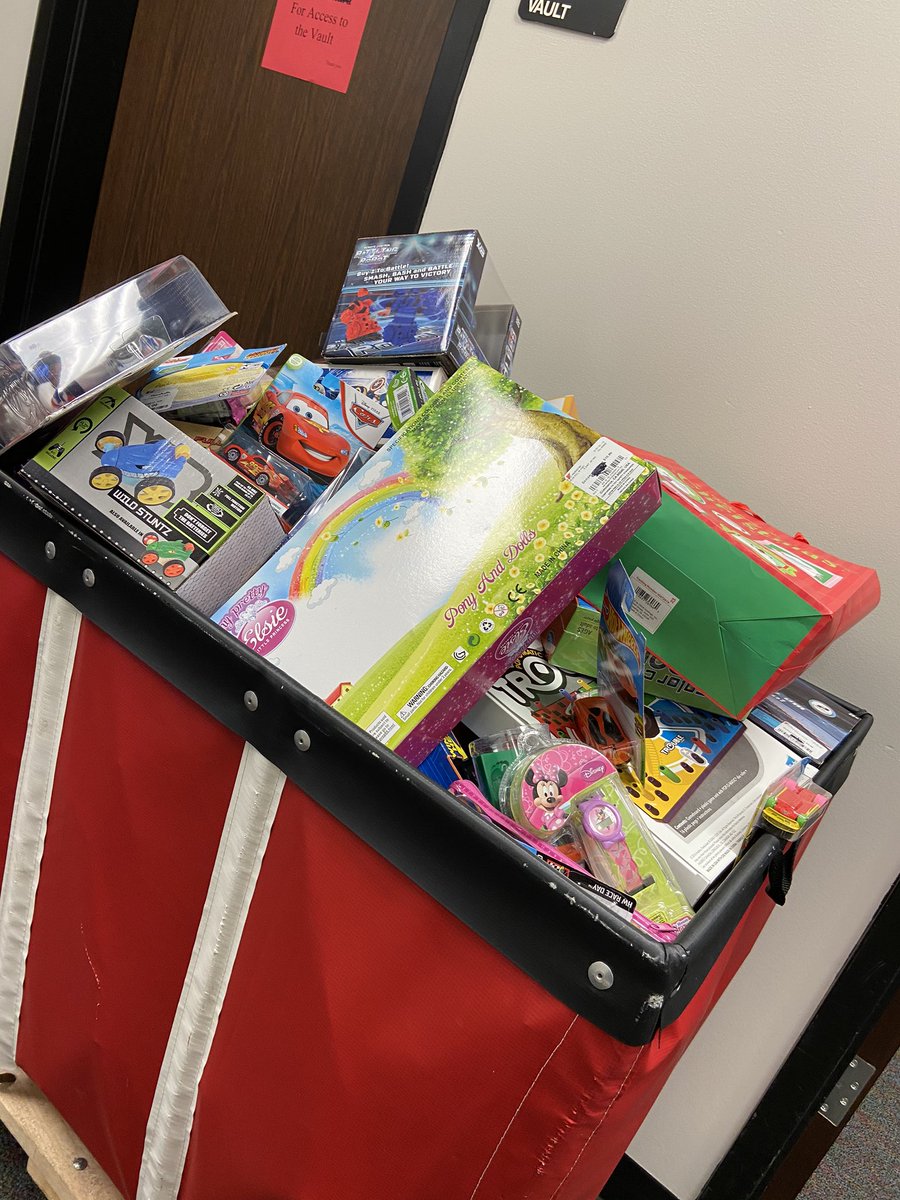 Another ELITE showing of generosity by the Woodcreek families! #BeEliteWMS