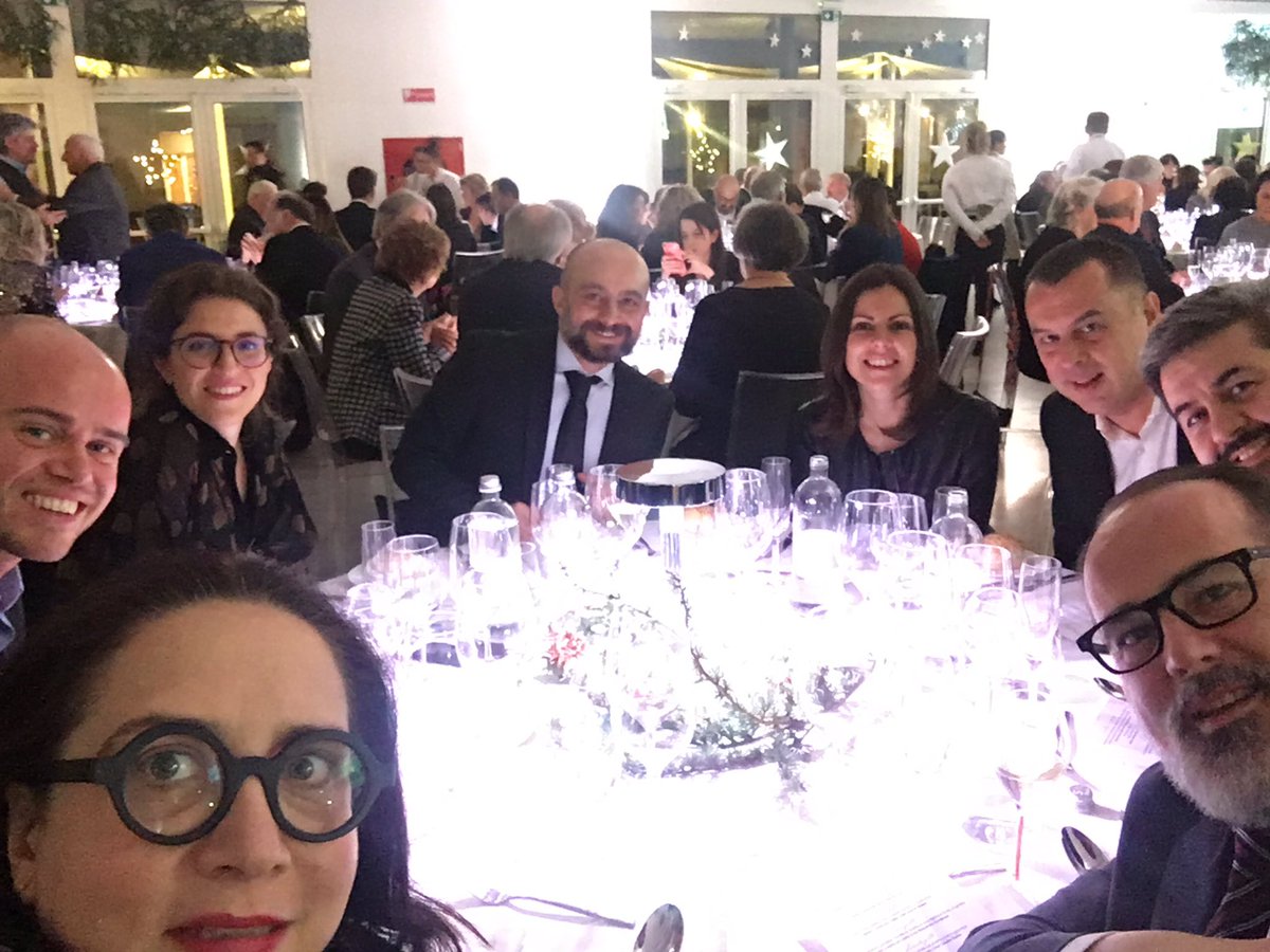 Bello passare una serata insieme a <a href="/colsimon/">Simone Colombo</a> <a href="/littlecutejessy/">jessica aroni</a> @giovanemorello <a href="/Gaepictures/">Gaetano Calabro'</a> <a href="/spocio/">andrea signorelli</a> <a href="/Landrealombardi/">Andrea Lombardi</a> <a href="/silviaottavia/">silviaottavia</a> e con #fondazionedonginorigoldi <a href="/Logotel/">Logotel</a>