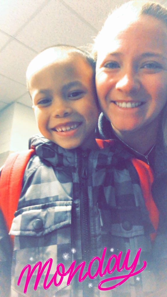 MissOliver15's tweet photo. I love my relationship with this sweet first grader! His hugs in the mornings are enough to brighten anyone’s day! 🥰 #GLAGrateful @EVSCGlenwood https://t.co/0SxVOaI8NP