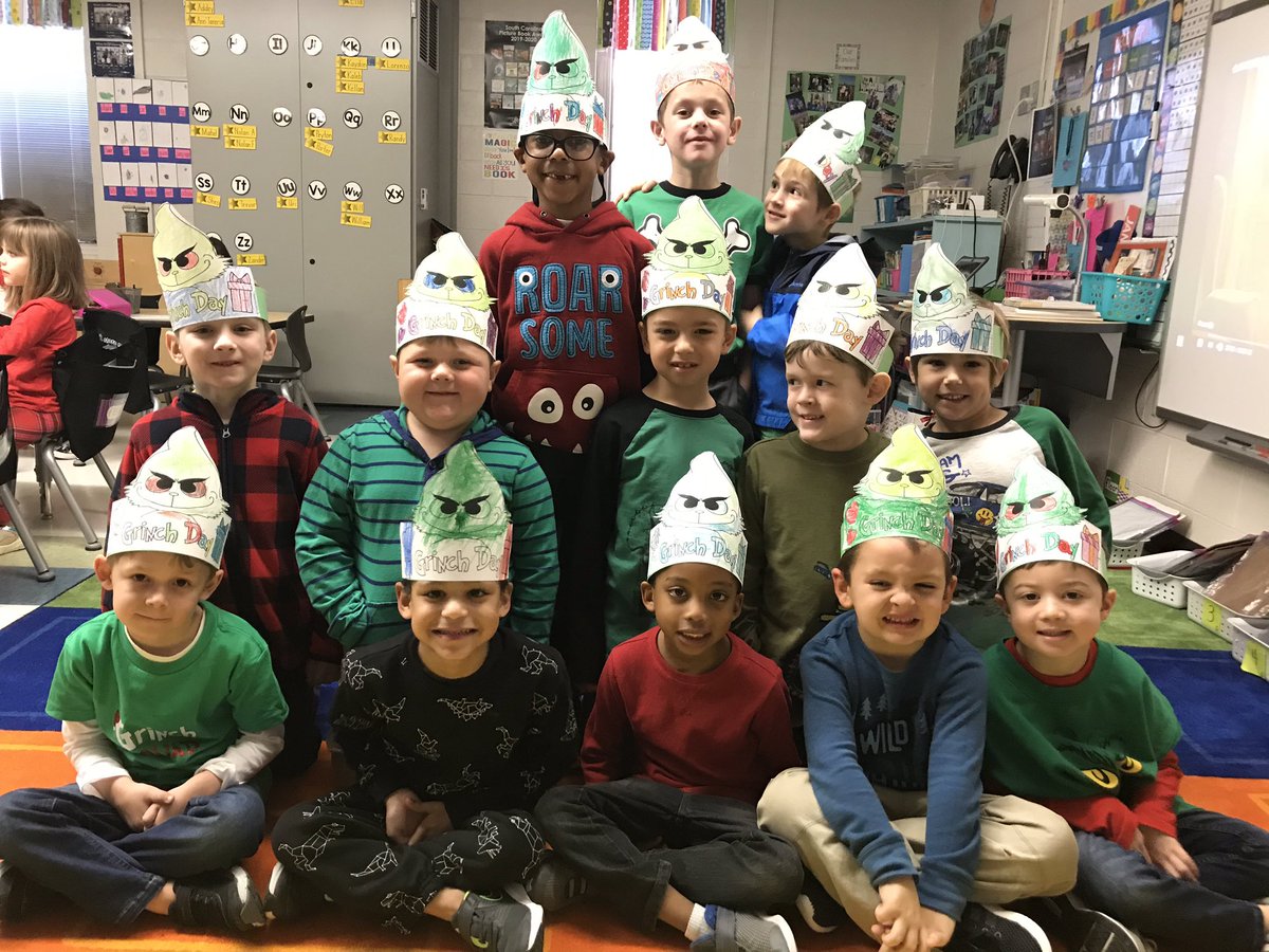 nmiller_class's tweet photo. We had a fun day of Grinchy learning! https://t.co/rWpYIMfUp4
