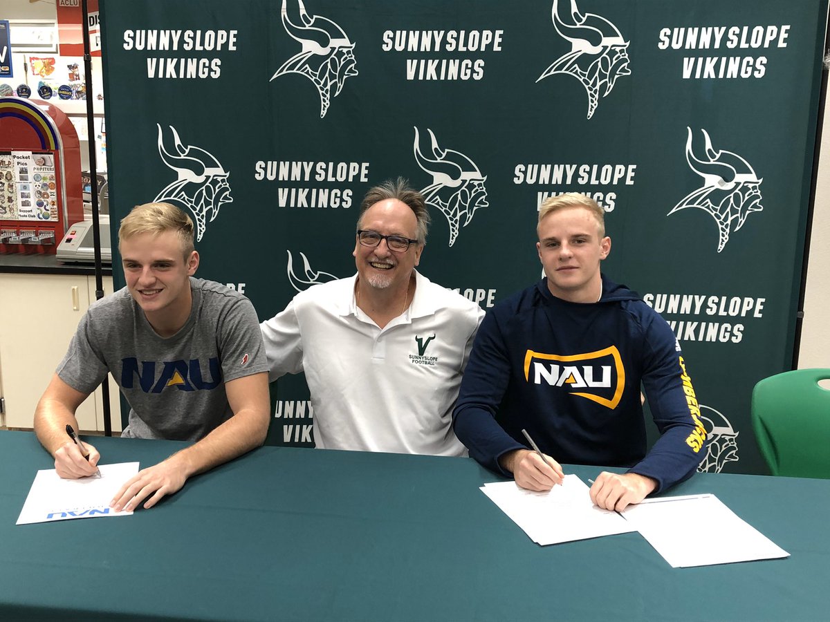 🏈 Niko and David Haen sign their letter of intent to play football at Northern Arizona University. Lee Haen is the Father. (Photo by Coach Navarro)