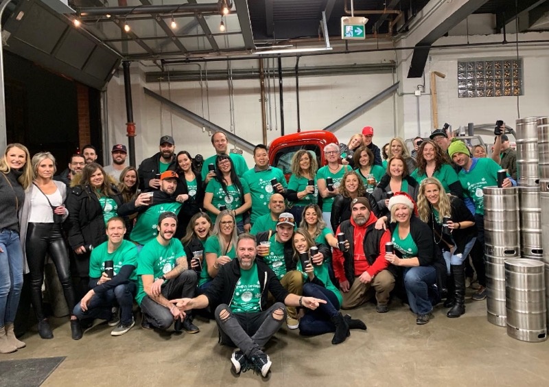 CherreyBusLines's tweet photo. A happy group on a brewery tour organized by Matt Dow! https://t.co/SHBwYSzNi9