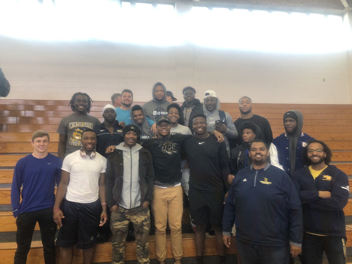 Coachacannon's tweet photo. Blue Devil’s Past and Present @WinterHavenAth @CoachEllis40 congrats again @CeliscarJoshua @UCF_Football @troberson_23 @TrueheartTucker @Javun5Thomas @TimLowery22 @JaveonMarlow @Williejlane1 @neisonfrancois @curtis98573898 #ksmith @jameslong53 https://t.co/UyJVZDlpnS