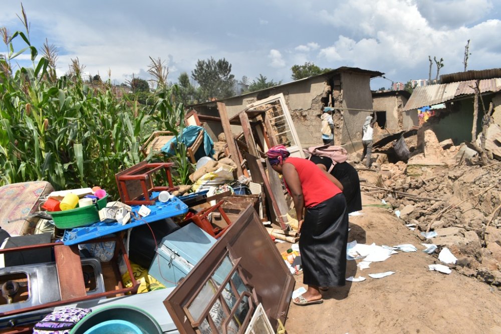 amahoriwacu2017's tweet photo. #VisitRwanda now and appreciate the @RwandaGov which shows care for #human #rights by demolishing citizens' houses without any relocation. Now they are homeless. Is this one of the values of @commonwealthsec? #RwOT #WitnessChallenge @CHOGM2020 @CityofKigali #Vision2020isHere https://t.co/e44mKDq8tW