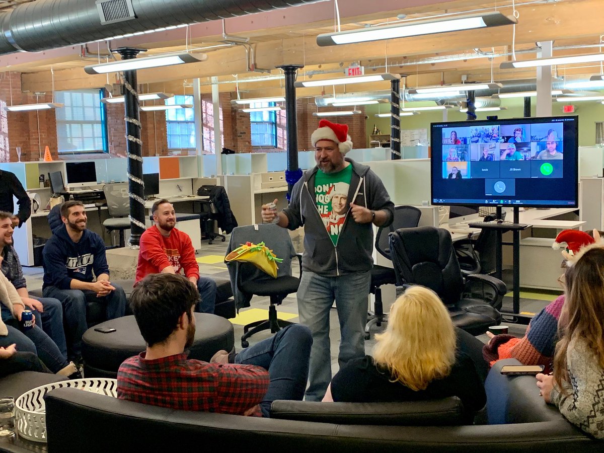 emagineusa's tweet photo. Wrapping up a successful 2019 celebrating our team, their achievements and our awesome culture of respect, fun and gratitude. emagine enjoyed its strongest year in our history in so many ways - and 2020 is looking even better. Cheers! https://t.co/YBTKS62dUI