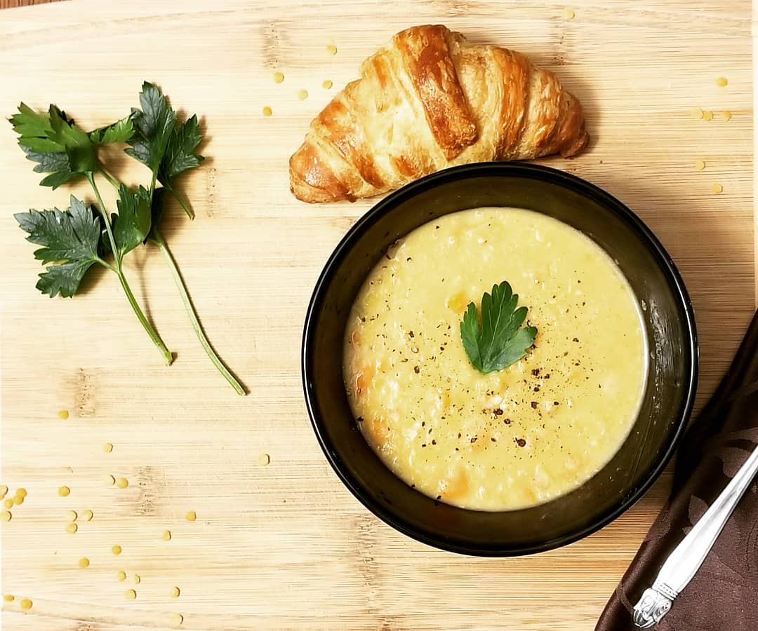 Perfect soup night. Red lentils don't need to be soaked overnight so cook up in 20 minutes.  That's one excuse gone for why you don't eat beans😉