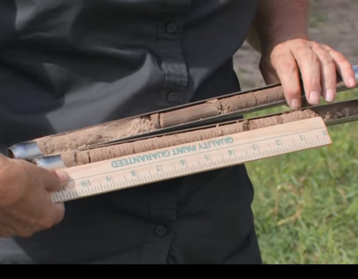 AgroEcoResil's tweet photo. @HanaJHer This is a great publication! Thanks, @HanaJHer
and @NMSU_MGardener for pointing it out. For those who prefer learning from video, the author Robert Flynn also has a nice YouTube series on soil testing and soil properties: https://t.co/xOO2UTqdAQ #aridsoils #soilcore https://t.co/JpSH2vpqg5