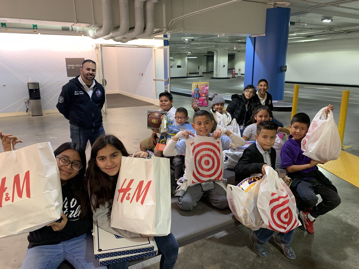 Christin Hwang (@christinhwang) on Twitter photo Holiday Shopping with the Attendance Raffle Winners! @AspireInskeep @CHeatonPhD <a href="/NinaPietrasanta/">nina pietrasanta</a> @DCabrera_AIA @mrleo_daRebel @ViviannMendez @v_zometa <a href="/barajas_inskeep/">Alberto Barajas</a> <a href="/JT1Rios/">JT1 Rios</a> Holiday Shopping with the Attendance Raffle Winners! @AspireInskeep @CHeatonPhD <a href="/NinaPietrasanta/">nina pietrasanta</a> @DCabrera_AIA @mrleo_daRebel @ViviannMendez @v_zometa <a href="/barajas_inskeep/">Alberto Barajas</a> <a href="/JT1Rios/">JT1 Rios</a>