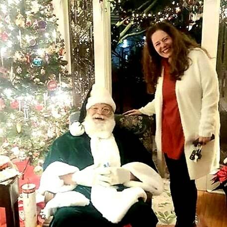 TeamGoodCBD1's tweet photo. Regardless if you're being bad or good... we should session.. ho ho.. #goodcbd #chronicclaus #christmas2019 #santapics #weedsanta #holidayseason #cannaclaus #merrychristmas @elise.child.5 https://t.co/hOsllCiR3O https://t.co/t2R3TrL4ye