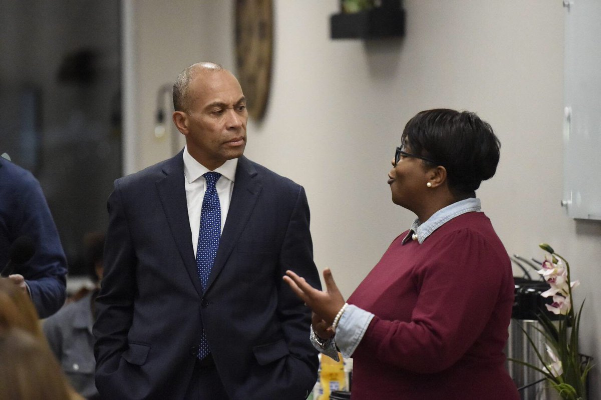 deval_for's tweet photo. "A willingness to acknowledge that we don’t have to agree on everything to work together on anything" - @DevalPatrick 

#LaterNotLate https://t.co/EIB409LeVT
