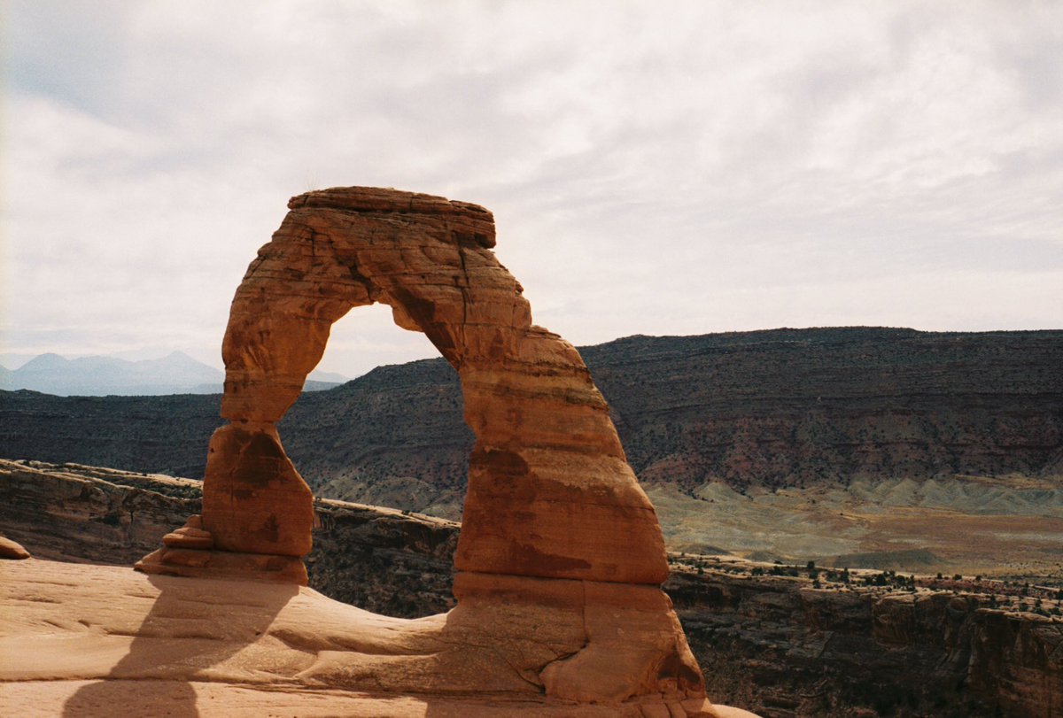 ChideraTorii's tweet photo. Road trip to Moab on #35mm https://t.co/XoAS1WQPLA